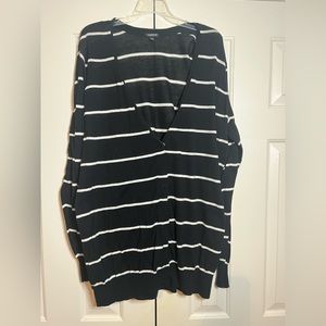 Torrid Black and White Striped Cardigan Size 3